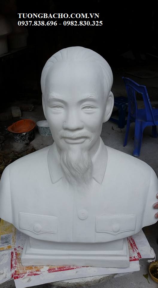 Tượng bác hồ